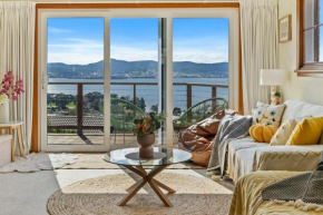 Panorama Magic - A Sandy Bay Family Escape